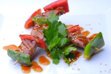 Guía definitiva para disfrutar de las Brochetas de Ternera en SushiOlé Pozuelo